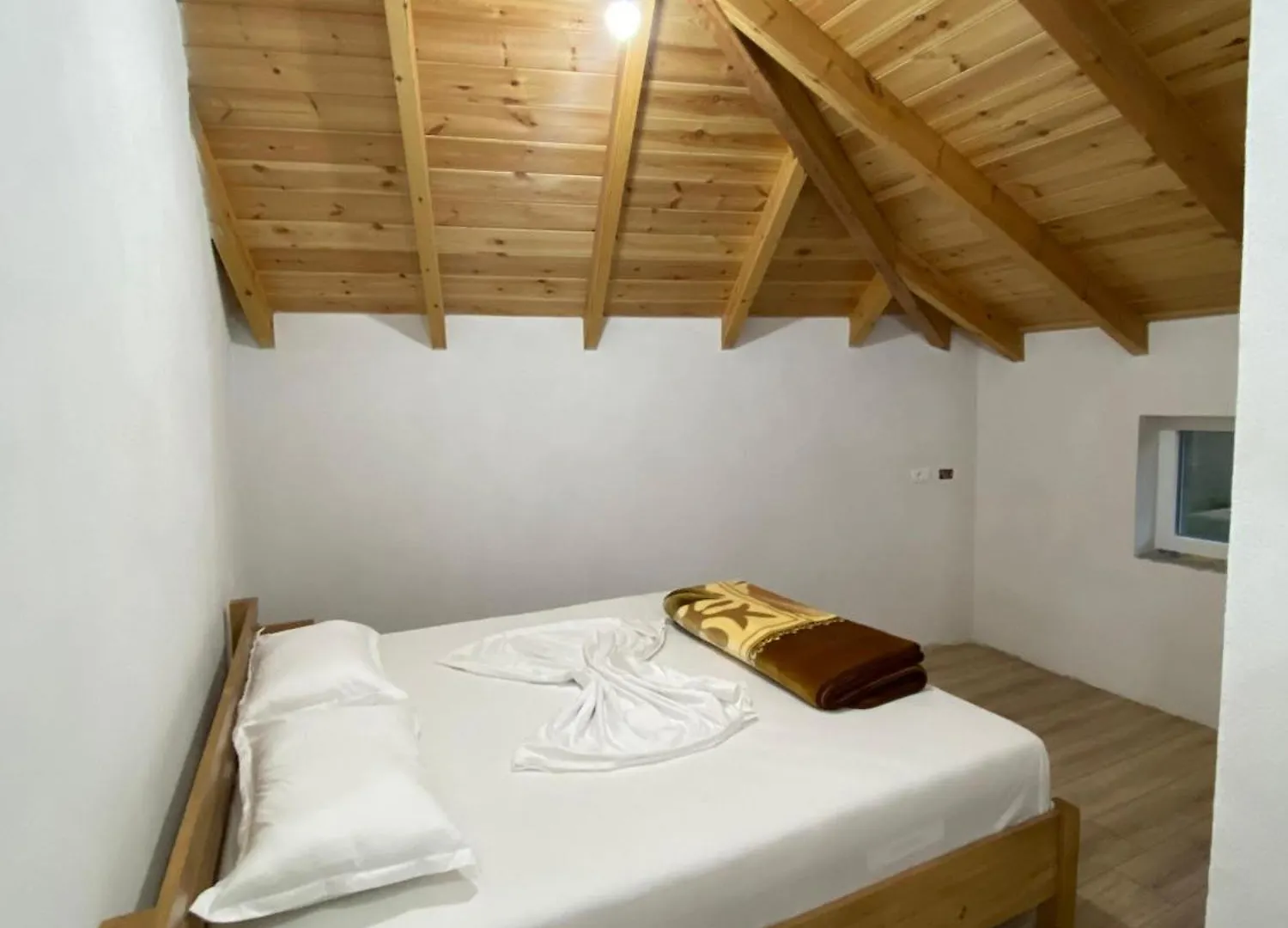Guest House Korabi Ceren ألبانيا
